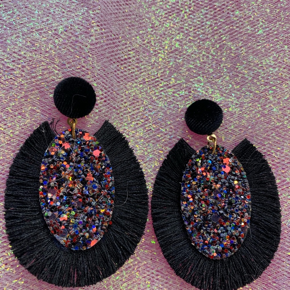 Beautiful BOUTIQUE EARRINGS ⭐️